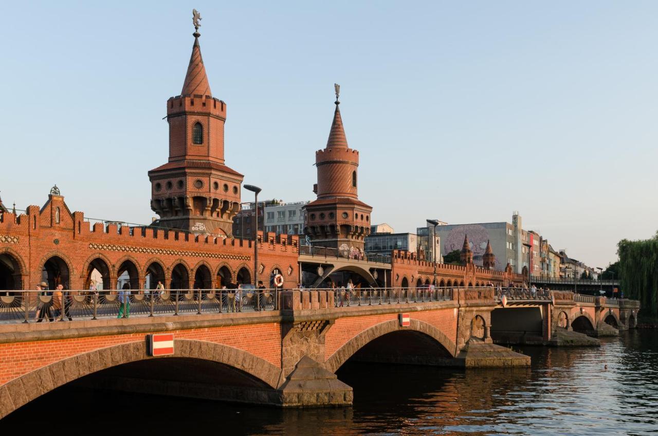 Holiday In Melting Pot At Panke River * Berlino